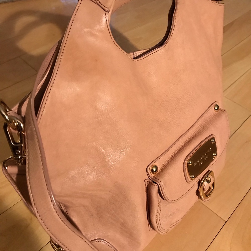 Genuine Michael Kors hand/shoulder bag